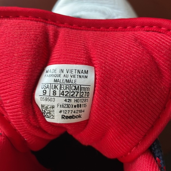 Mens Allen Iverson Reebok Question Mid sneakers - Picture 6 of 8